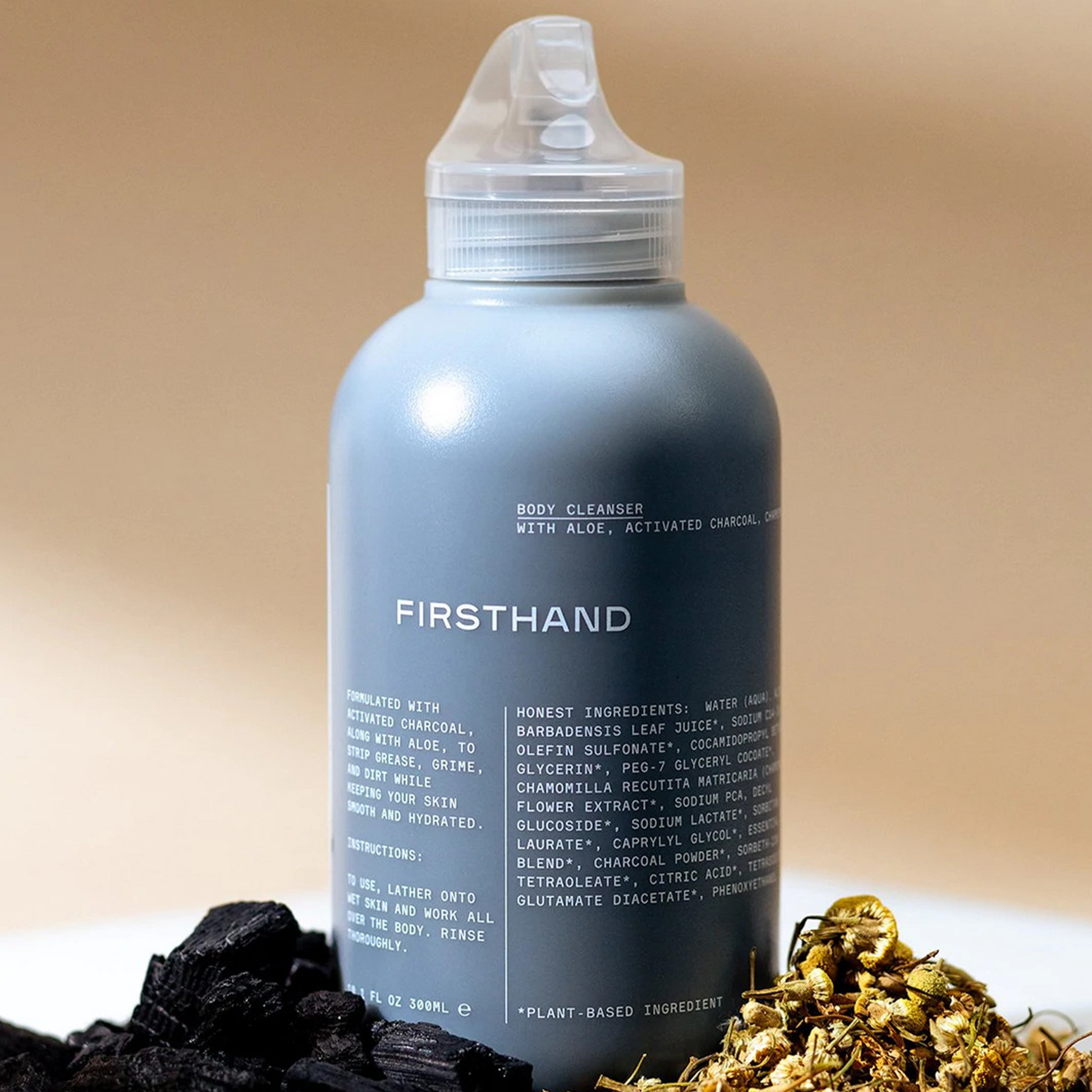 Firsthand Body Cleanser: A gentle yet thorough cleansing solution - this activated charcoal cleanser effectively strips away excess oils and dirt on the body while chamomile extract and aloe vera soften and soothe the skin to leave you feeling revived and refreshed.
